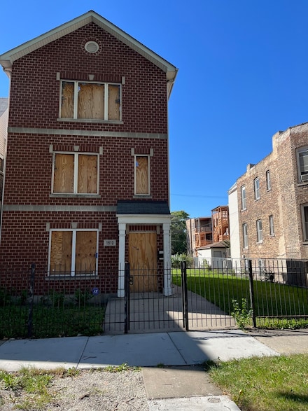 1810 S Hamlin Ave, Chicago, IL 60623