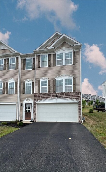 119 Robert St, Imperial, PA 15126