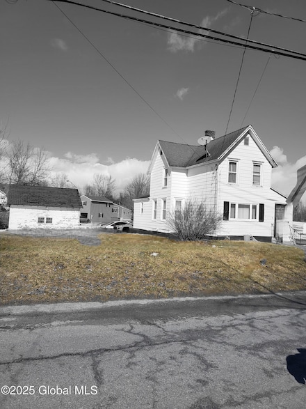 8 Broadway, Amsterdam, NY 12010