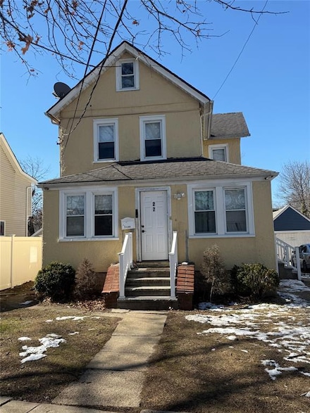 27 Charles St, Roosevelt, NY 11575