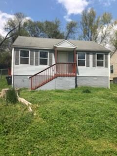 2065 Saxton Ave, Knoxville, TN 37915