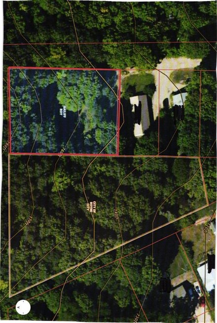 1439 Smith St, Boyne City, MI 49712