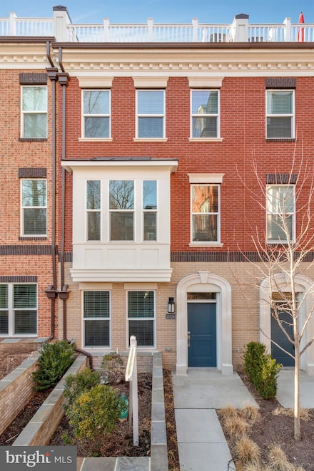 10326 Grosvenor Place, Rockville, MD 20852