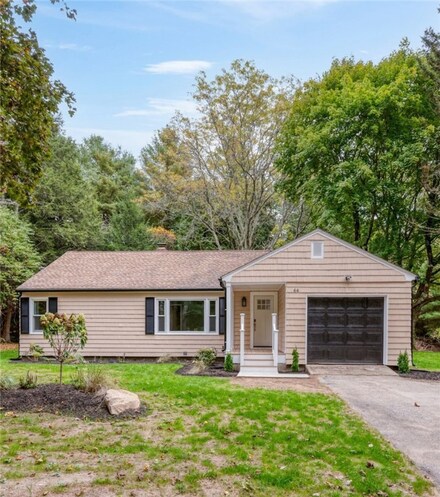 44 Chestnut Hill Rd, Chepachet, RI 02814