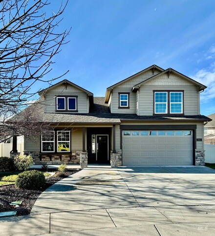 2012 S Belknap Loop, Nampa, ID 83686