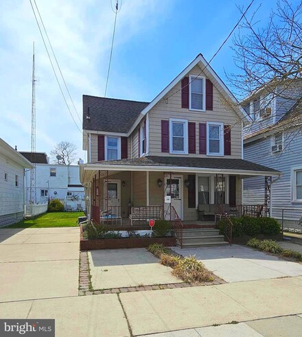 146 W Hand Ave, Wildwood, NJ 08260