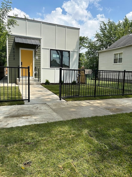 5033 S Throop St, Chicago, IL 60609