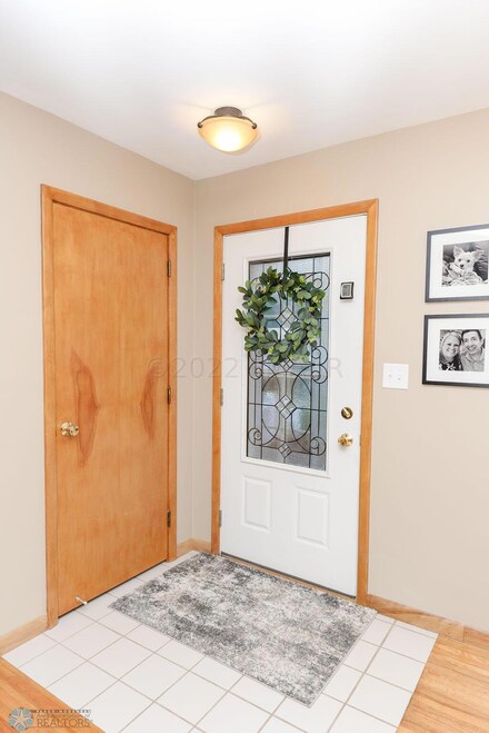 1307 Radisson Rd, Crookston, MN 56716
