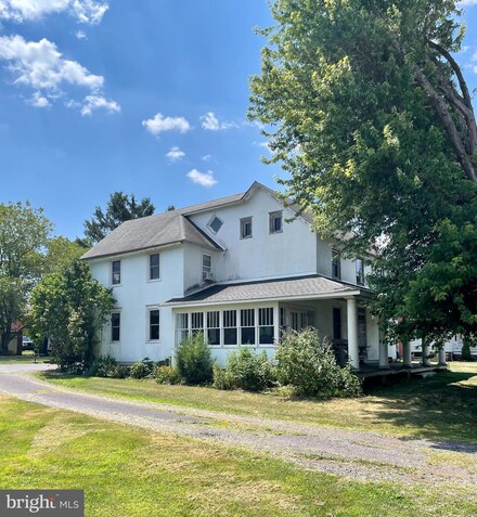 3105 Bedminster Rd, Ottsville, PA 18942