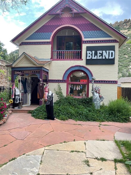 205 Bear Creek Ln, Morrison, CO 80465