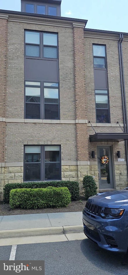 44713 Ellsworth Terrace, Ashburn, VA 20147