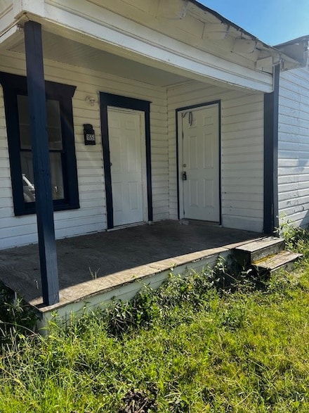 1651 Cox St, Shreveport, LA 71108