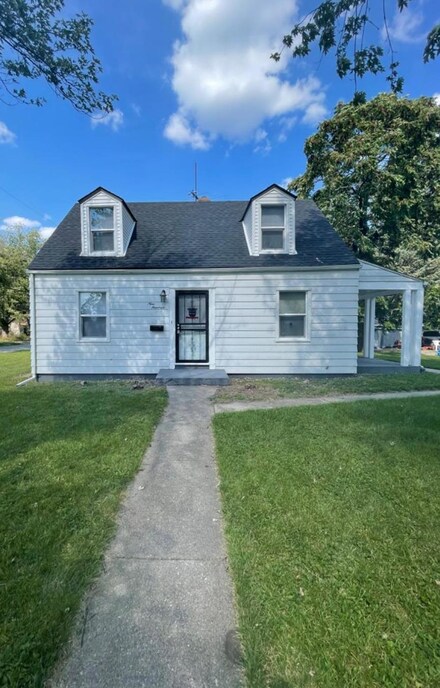 900 E 48th Place, Gary, IN 46409