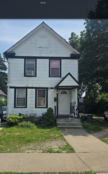24 Albemarle Ave, Hempstead, NY 11550