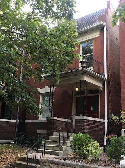 4540 Arco Ave, Saint Louis, MO 63110