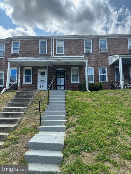 1422 Dukeland St, Baltimore, MD 21216
