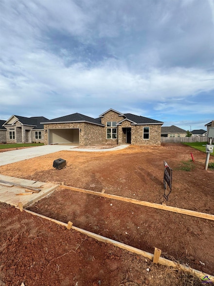500 Otters Ridge Dr, Kathleen, GA 31047