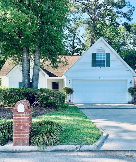 1749 Fay Dr, Conroe, TX 77301