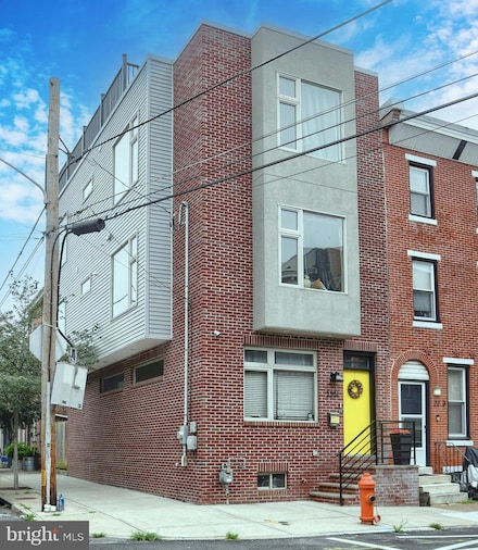 2201 E Susquehanna Ave, Philadelphia, PA 19125