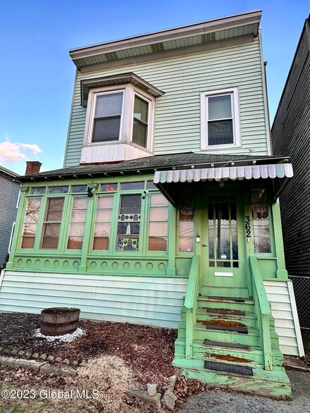 362 2nd Ave, Troy, NY 12182