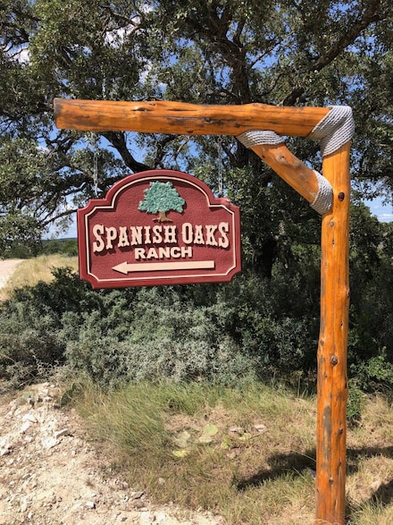 1301 Hawk Ln, Junction, TX 76849