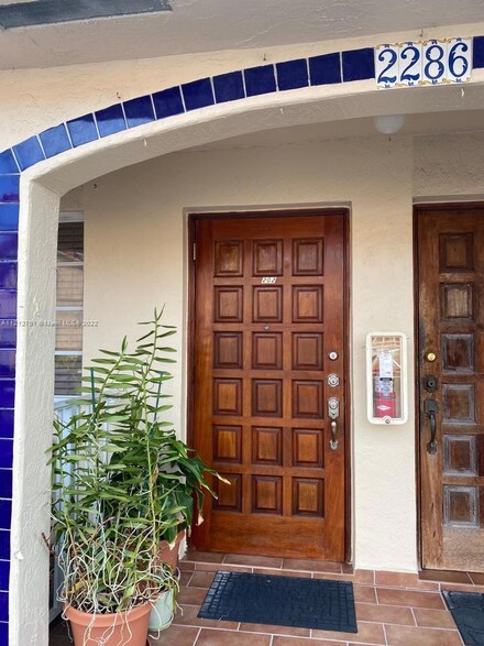 2286 W 74th St Unit 2023, Hialeah, FL 33016