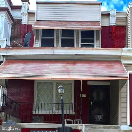 5750 N Woodstock St, Philadelphia, PA 19138