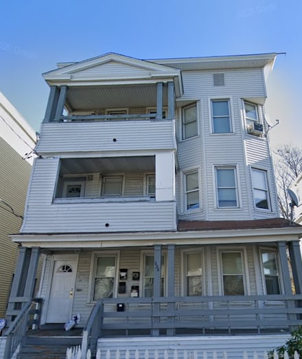 220 Sheridan St Unit 4, Bridge Port, CT 06610