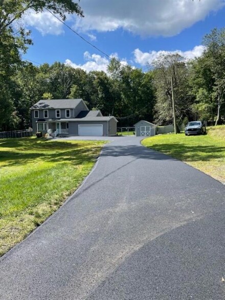 601 Cranberry Rd, East Stroudsburg, PA 18301