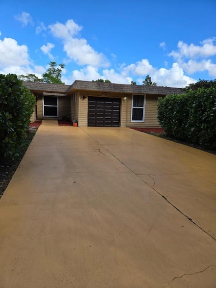 6504 NW 74th Ave, Tamarac, FL 33321