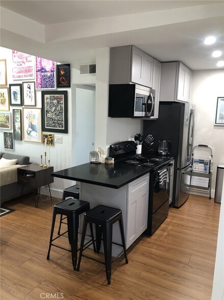 2507 E 15th St Unit 312, Long Beach, CA 90804