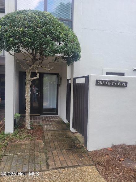 155 Beaufort Ct, Morehead City, NC 28557