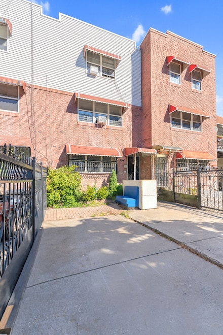 439 E 147th St, Bronx, NY 10455