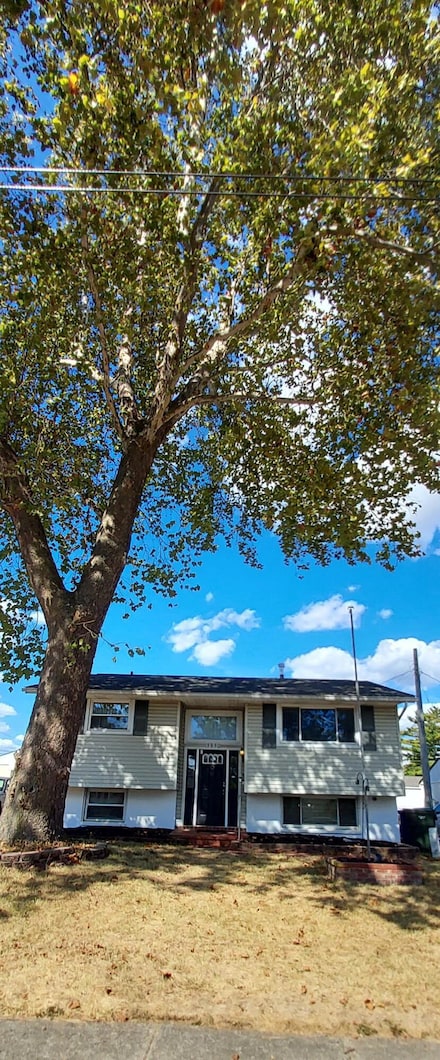 3950 Randell Rd, Columbus, OH 43228