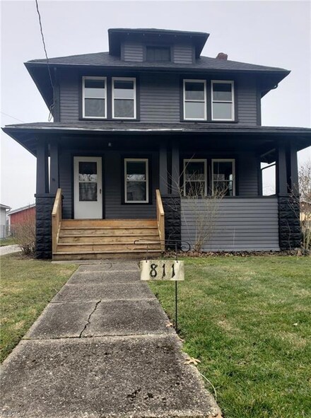 811 Mechanic Ave, Ravenna, OH 44266