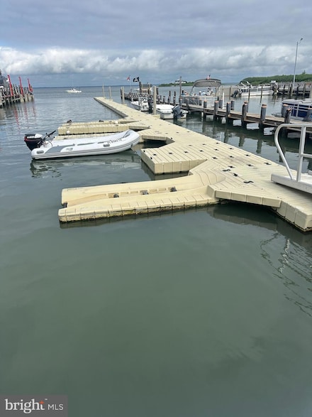 100 Northwest Ave, Beach Haven, NJ 08008
