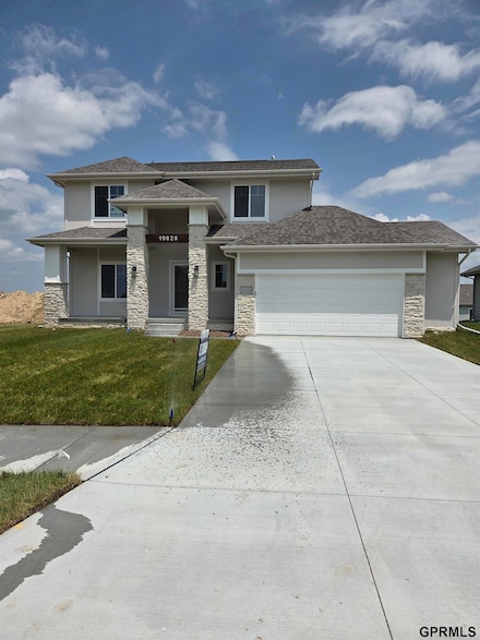 19826 Cinnamon St, Omaha, NE 68135