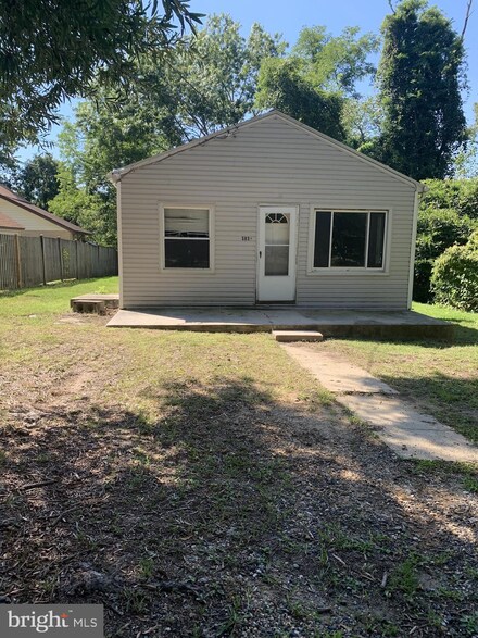 5830 Beach Rd, White Marsh, MD 21162