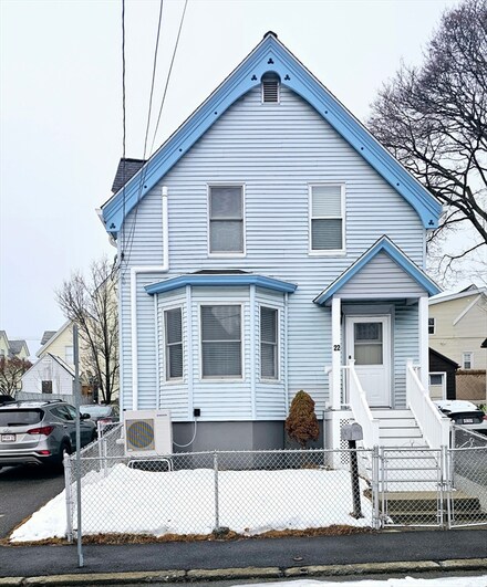 22 Temple Place, Lynn, MA 01905