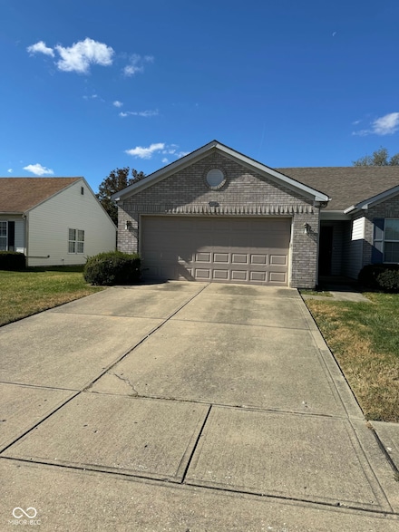 3682 Lacebark Dr, Indianapolis, IN 46235
