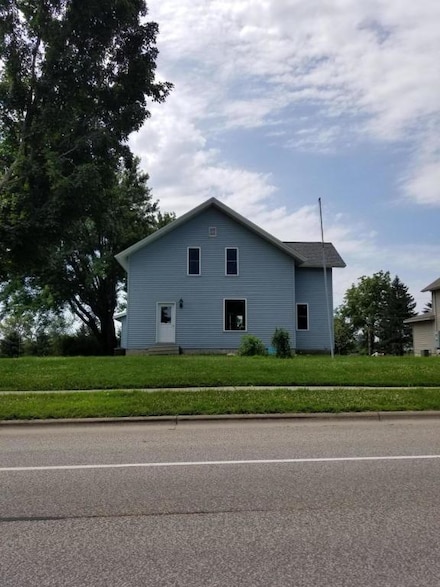 355 E Main St, Lewiston, MN 55952