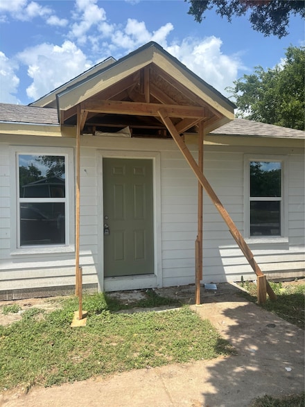 8708 Ronnie St, Fort Worth, TX 76108