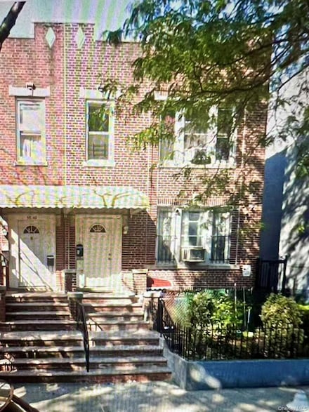 35-40 92nd St Unit 2Fl Front, Flushing, NY 11372