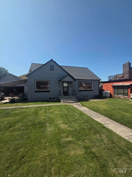 1270 Main St, Pomeroy, WA 99347