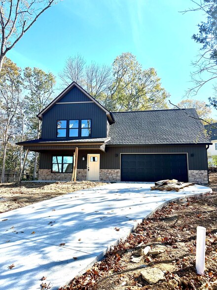 50 Primrose Ln, Fort Oglethorpe, GA 30742