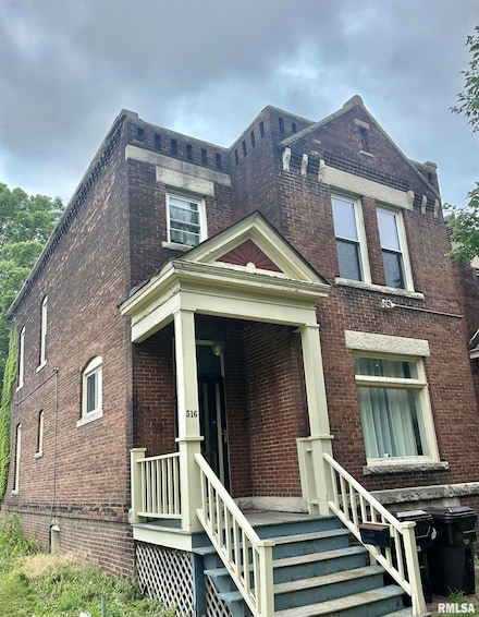 516 NE Madison Ave, Peoria, IL 61603