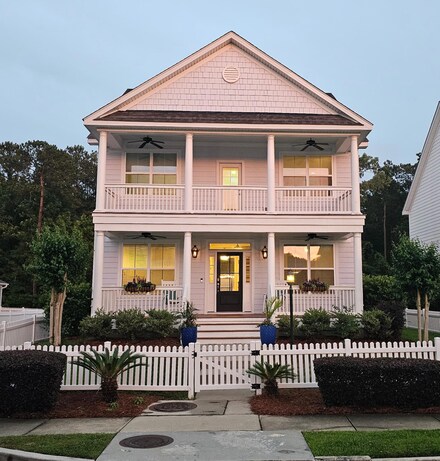 3421 Salterbeck St, Mount Pleasant, SC 29466