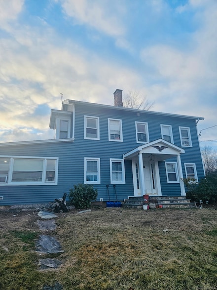 14 Barnum Rd, Danbury, CT 06811