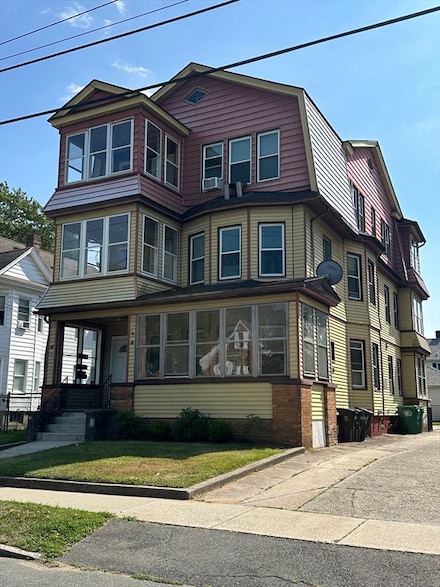 46 Saint James Ave Unit 3, Chicopee, MA 01020