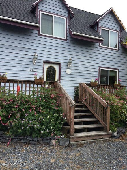 1411 Spruce Ave, Kodiak, AK 99615